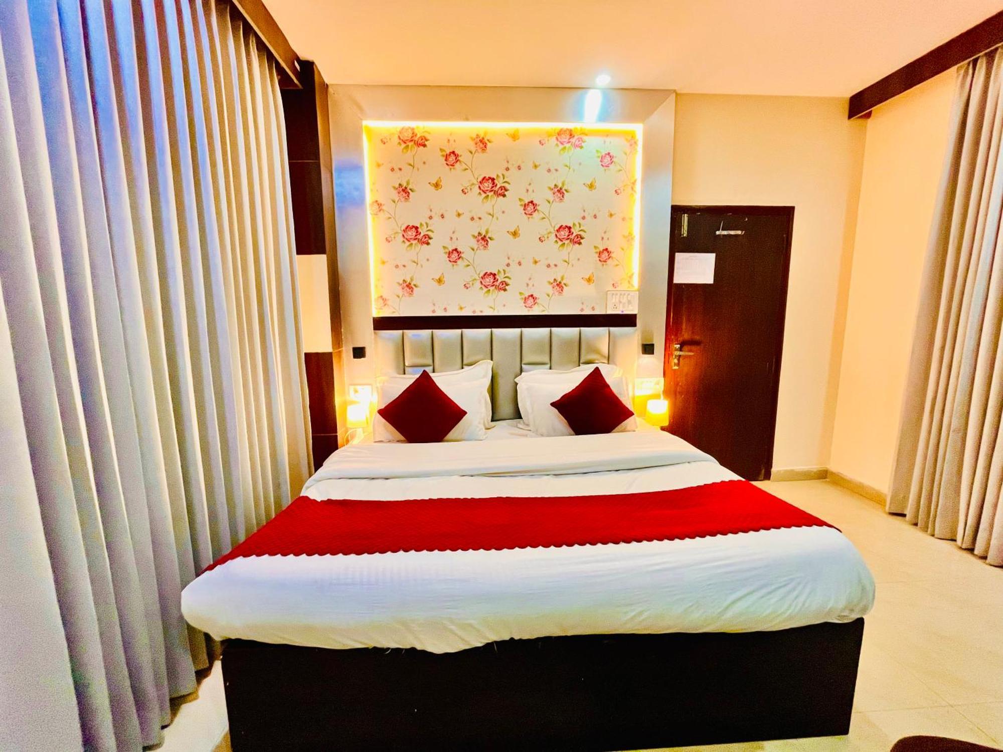 The Ramawati - A Four Star Luxury Hotel Near Ganga Ghat Haridwār Exterior foto